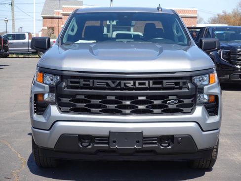 Used 2023 Chevrolet Silverado 1500 Custom w/ LPO, Dark Essentials Package image 5