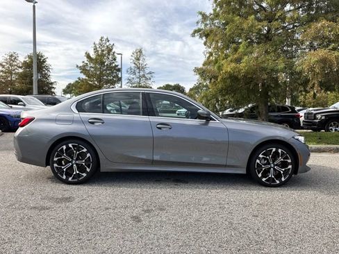 Used 2026 BMW 330i Sedan RWD image 2