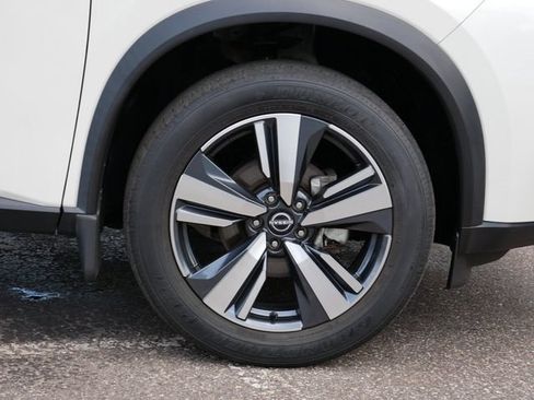 Used 2023 Nissan Rogue SL AWD/4WD image 7