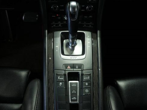 Used 2019 Porsche 911 Turbo image 24