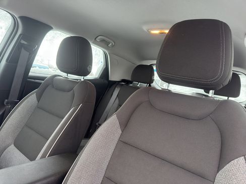 Used 2021 Chevrolet TrailBlazer LS image 26