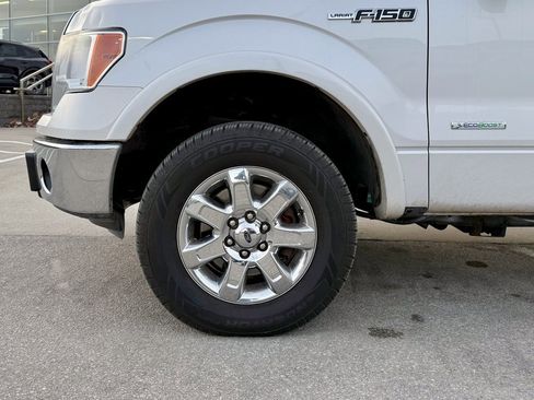 Used 2014 Ford F150 Lariat w/ Lariat Chrome Package image 24