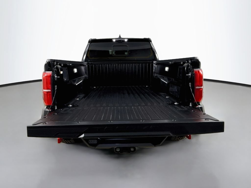 Certified 2025 Toyota Tacoma TRD Pro AWD/4WD image 29