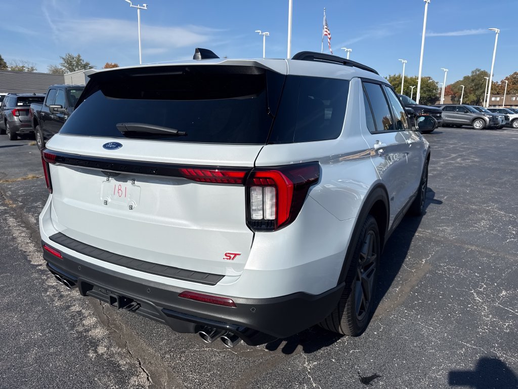 Used 2026 Ford Explorer ST w/ Sun And Sound Package AWD/4WD image 12