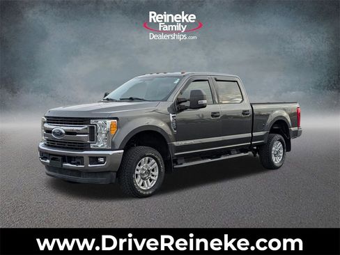 Used 2017 Ford F250 XLT w/ XLT Value Package image 1