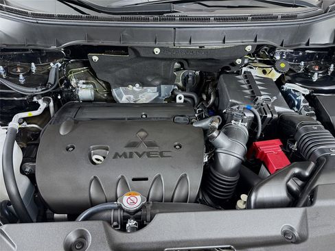 Used 2025 Mitsubishi Outlander Sport Trail Edition image 27