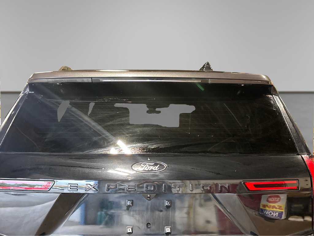Used 2025 Ford Expedition Max Platinum w/ Stealth Performance Package AWD/4WD image 18