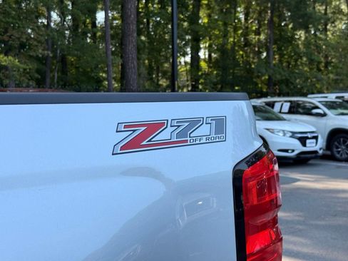 Used 2017 Chevrolet Silverado 1500 LT w/ All Star Edition AWD/4WD image 14