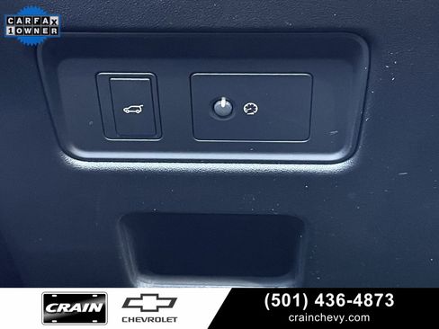 Used 2024 Land Rover Discovery Dynamic SE image 16