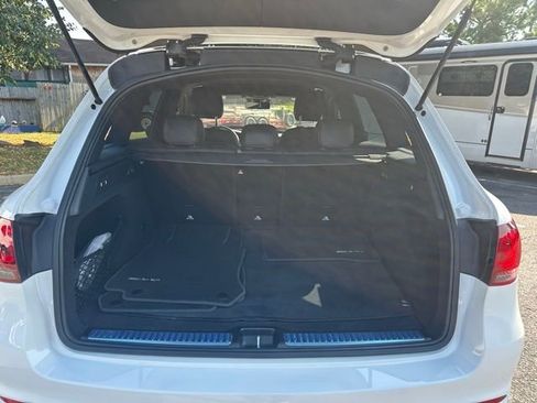 Certified 2022 Mercedes-Benz GLC 43 AMG 4MATIC image 46