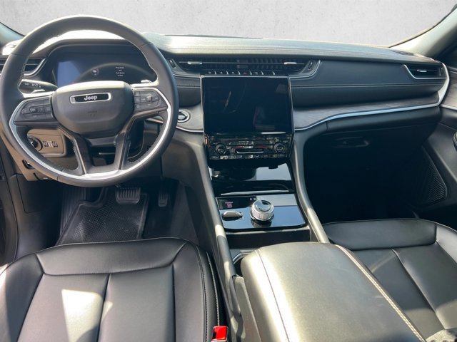 Certified 2025 Jeep Grand Cherokee Limited w/ Black Appearance Package AWD/4WD image 20