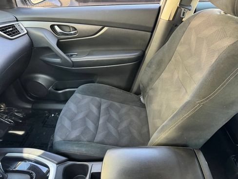 Used 2015 Nissan Rogue S AWD/4WD image 20