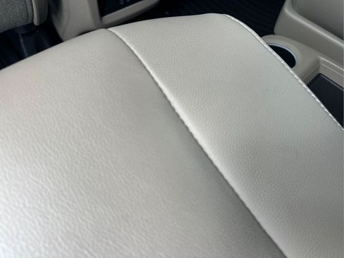 Used 2021 Honda Pilot Touring image 21