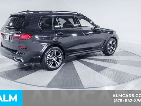 Used 2022 BMW X7 xDrive40i w/ M Sport Package image 11