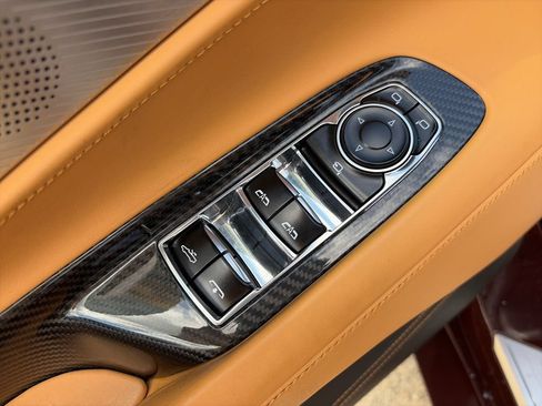 Used 2022 Chevrolet Corvette Stingray Premium Conv w/ 3LT RWD image 17