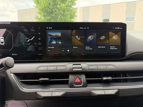 Used 2025 Kia K4 EX FWD image 11