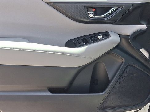 Used 2025 Subaru Legacy Premium image 14