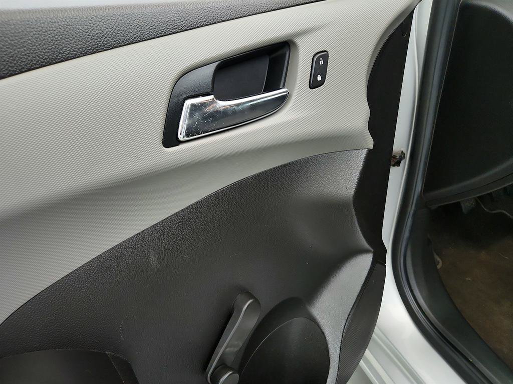 Used 2014 Chevrolet Sonic LS FWD image 18