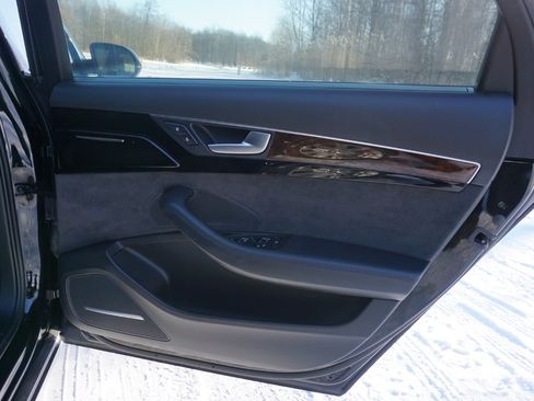 Used 2016 Audi A8 L 3.0T w/ Executive Package image 39