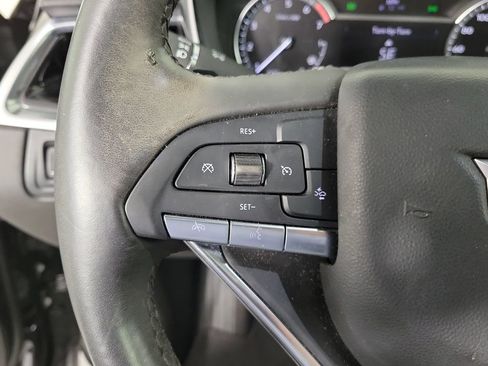 Used 2024 Cadillac XT6 Luxury FWD image 24
