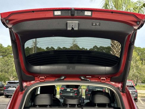 Used 2023 Genesis GV70 2.5T w/ Select Package image 12