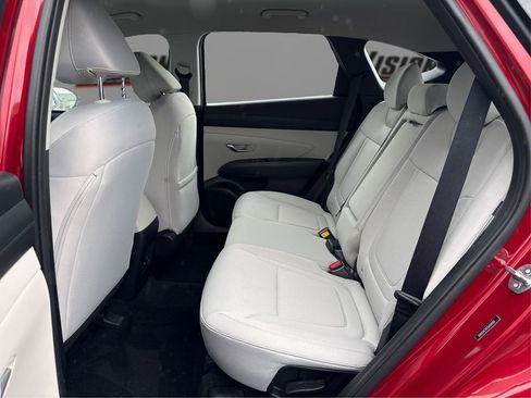 Certified 2025 Hyundai Tucson SE AWD/4WD image 10