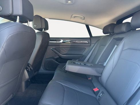 Used 2021 Volkswagen Arteon SE image 13