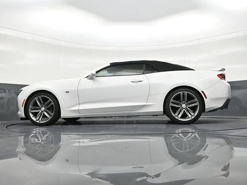 Used 2017 Chevrolet Camaro LT image 23