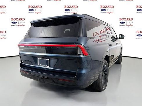 New 2025 Lincoln Navigator L Reserve w/ Jet Appearance Package AWD/4WD image 7