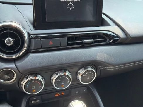 Used 2022 MAZDA MX-5 Miata RF Grand Touring RWD image 2