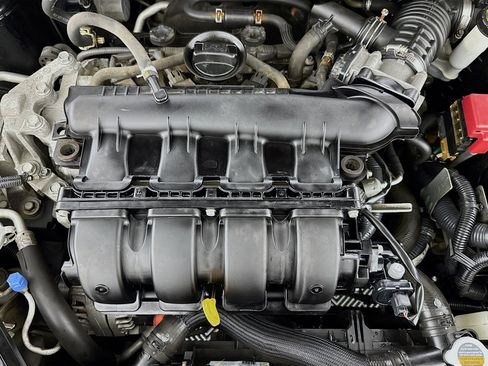 Used 2019 Nissan Sentra S image 35