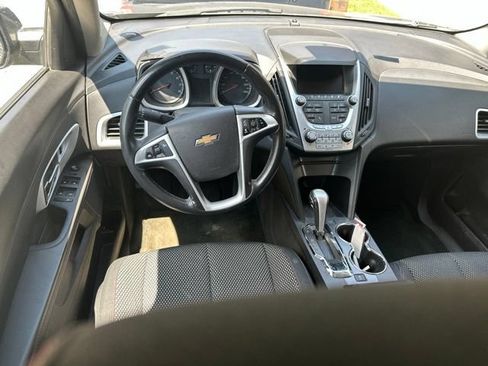 Used 2012 Chevrolet Equinox LT FWD image 8