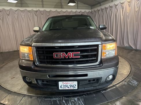 Used 2010 GMC Sierra 1500 SLE w/ Regional Value Package image 2