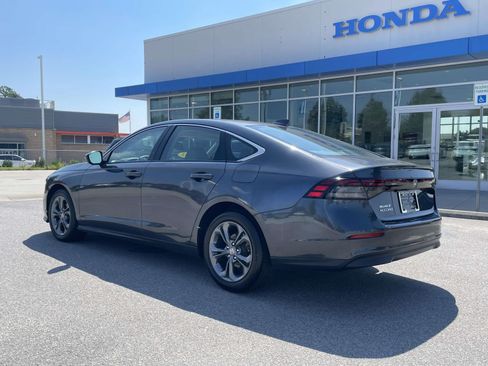 Used 2023 Honda Accord EX image 4