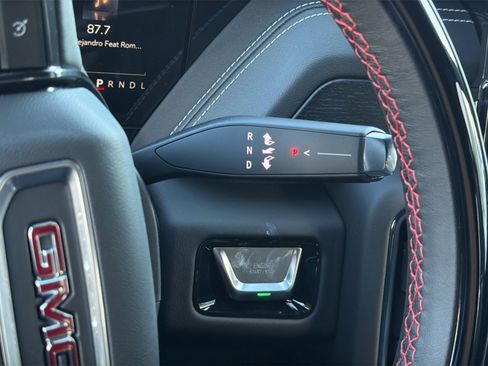 New 2026 GMC Yukon XL AT4 Ultimate AWD/4WD image 22