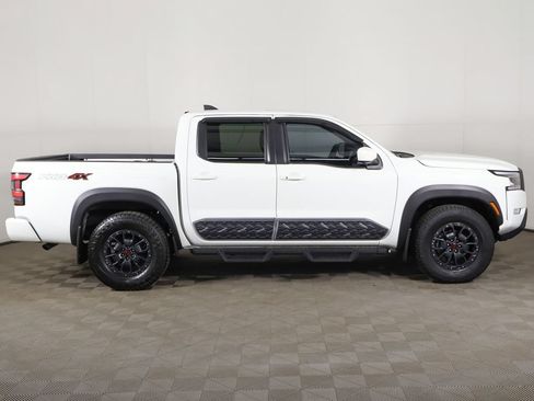Used 2022 Nissan Frontier PRO-4X w/ Pro-4X Premium Package AWD/4WD image 21