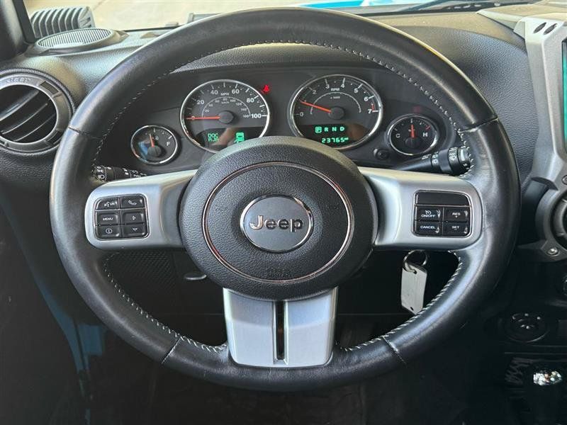 Used 2017 Jeep Wrangler Unlimited Sport AWD/4WD image 22