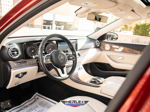 Used 2019 Mercedes-Benz E 300 4MATIC w/ Driver Assistance Package image 13