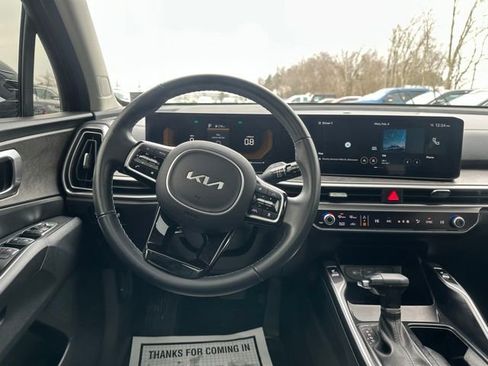Used 2024 Kia Sorento X-Line EX image 19
