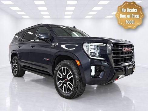 Used 2023 GMC Yukon AT4 AWD/4WD image 3
