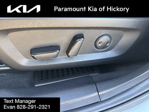 Used 2023 Mitsubishi Outlander SE image 21