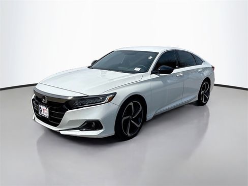 Used 2022 Honda Accord Sport image 3