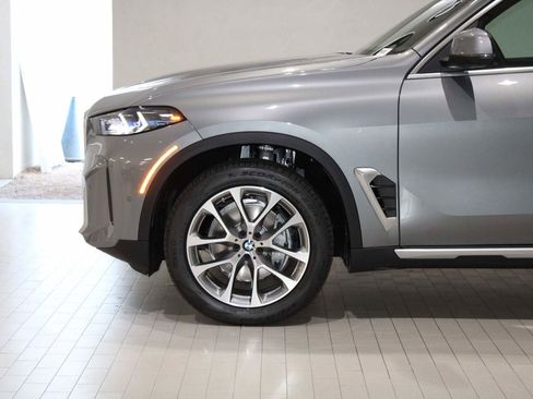 Used 2026 BMW X5 sDrive40i image 4