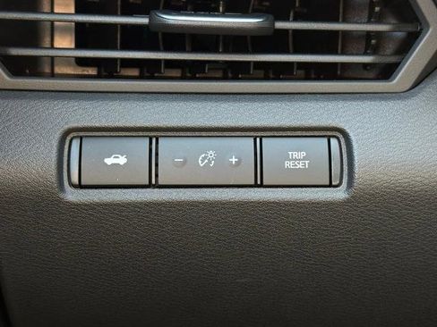 New 2025 Nissan Altima 2.5 SR image 24