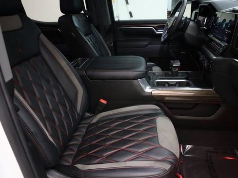 Used 2025 Chevrolet Silverado 1500 RST AWD/4WD image 82