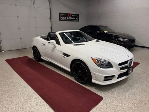 Used 2014 Mercedes-Benz SLK 250 image 7