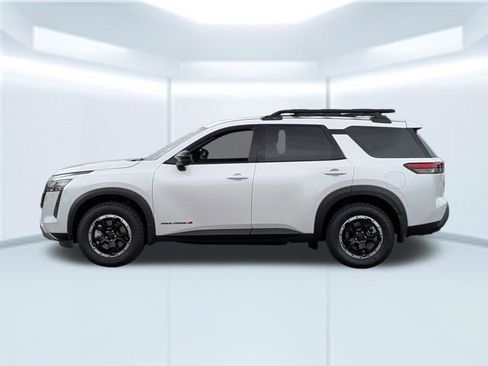 New 2026 Nissan Pathfinder Rock Creek w/ Rock Creek Premium Package AWD/4WD image 2