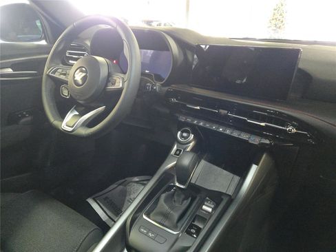 New 2025 Dodge Hornet GT w/ GT Blacktop Package image 7