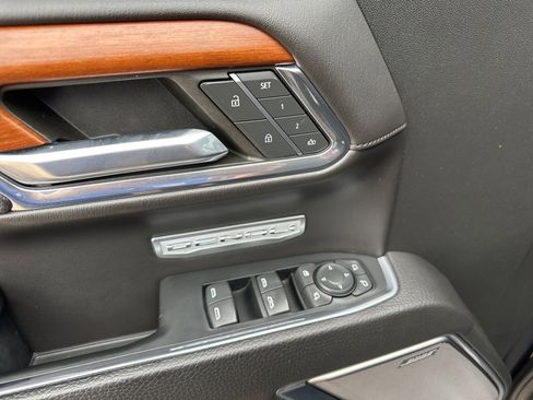 Certified 2023 GMC Sierra 1500 Denali w/ Denali Carbonpro Edition image 18