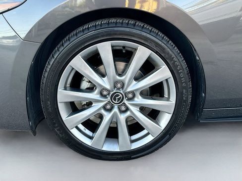 Used 2021 MAZDA MAZDA3 s image 32